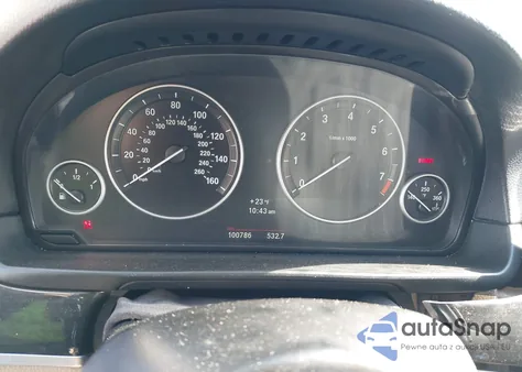 2012 BMW 528I xDrive из США, поврежденный, VIN WBAXH5C54CDW09176